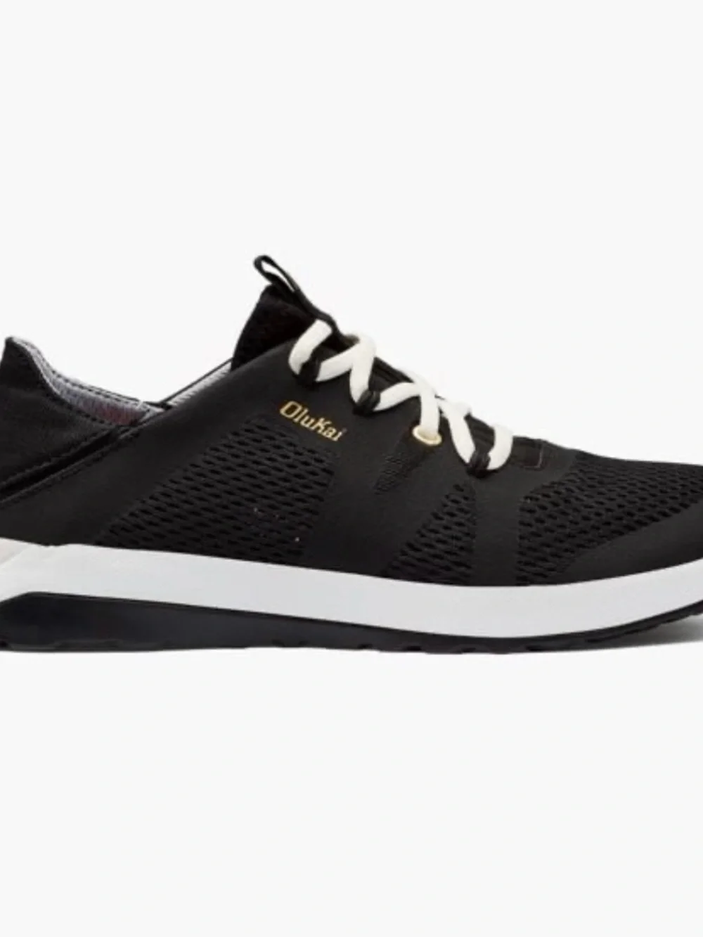 OluKai Huia Sneaker (Women) size 9.5